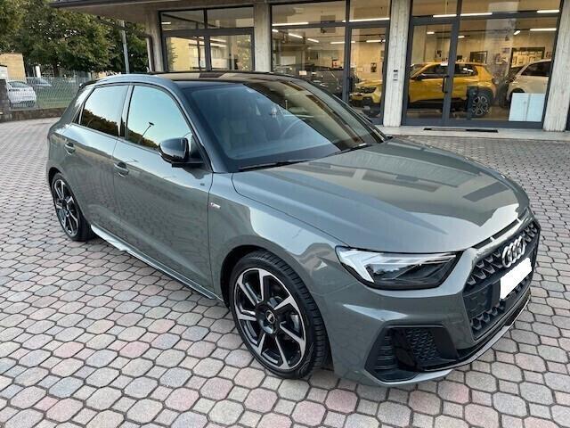 Audi A1 SPB 35 TFSI S tronic 150 cv S/line int+est bi-color