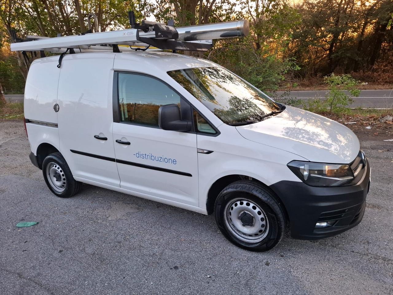 Volkswagen Caddy 2019 2.0 TDI 122 CV 4MOTION GANCIO TRAINO