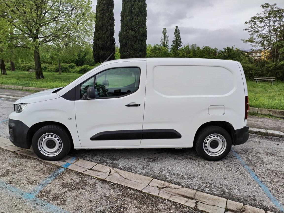 Peugeot Partner HDi 75 van 3 p prezzo iva 75000km