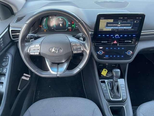 Hyundai IONIQ 1.6 Prime Plug-In ibrida