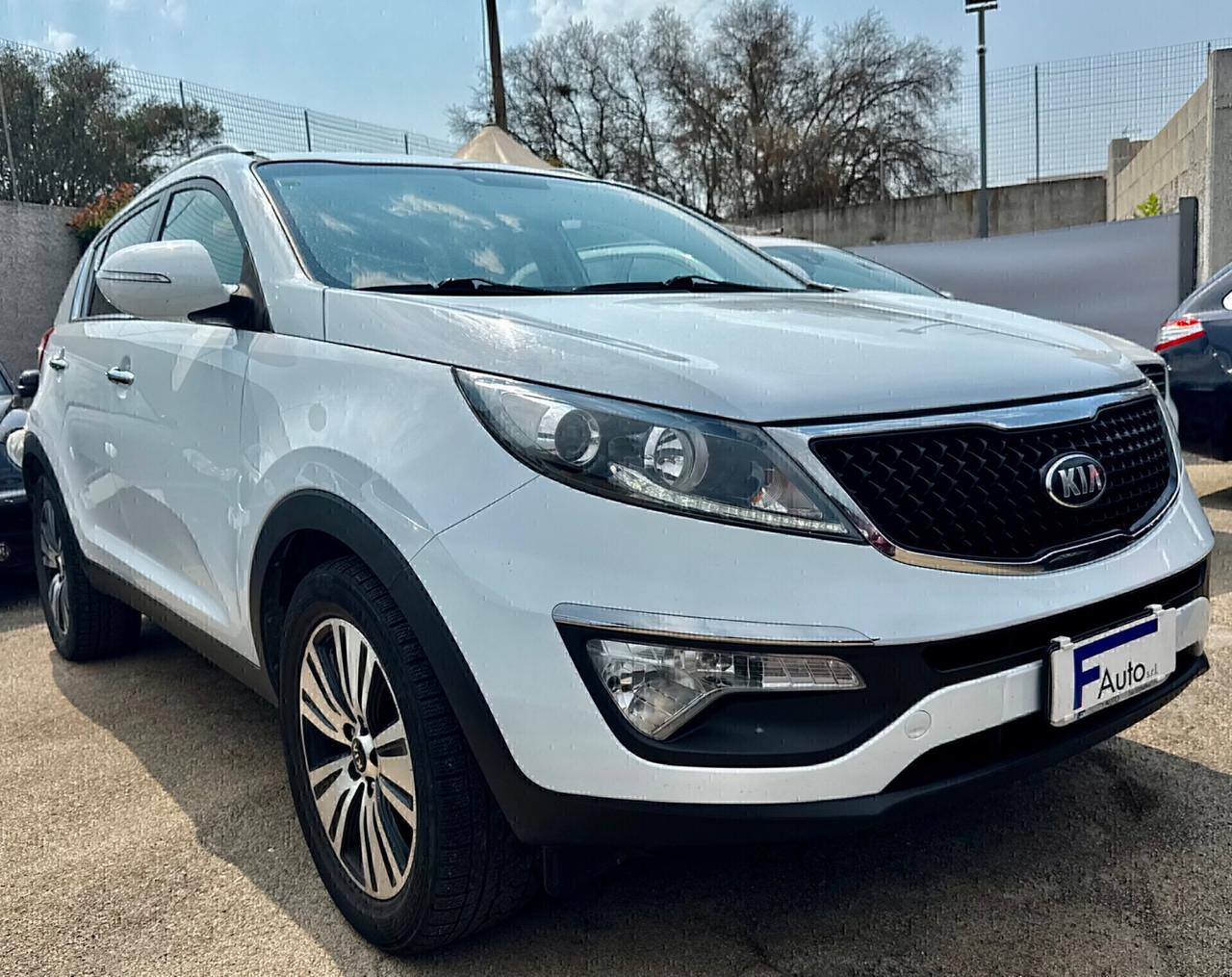 Kia Sportage 1.7 CRDI VGT 2WD,Bluetooth,Cruise control,LED diurni,ecc.