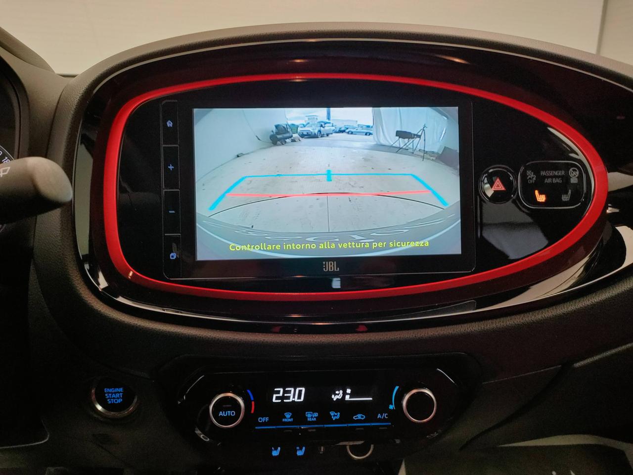 TOYOTA Aygo X - Aygo X 1.0 Undercover 72cv s-cvt