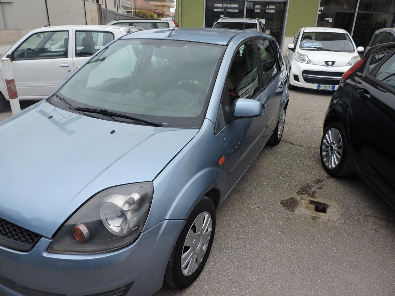 Ford Fiesta 1.4 TDCi 5p. Ghia