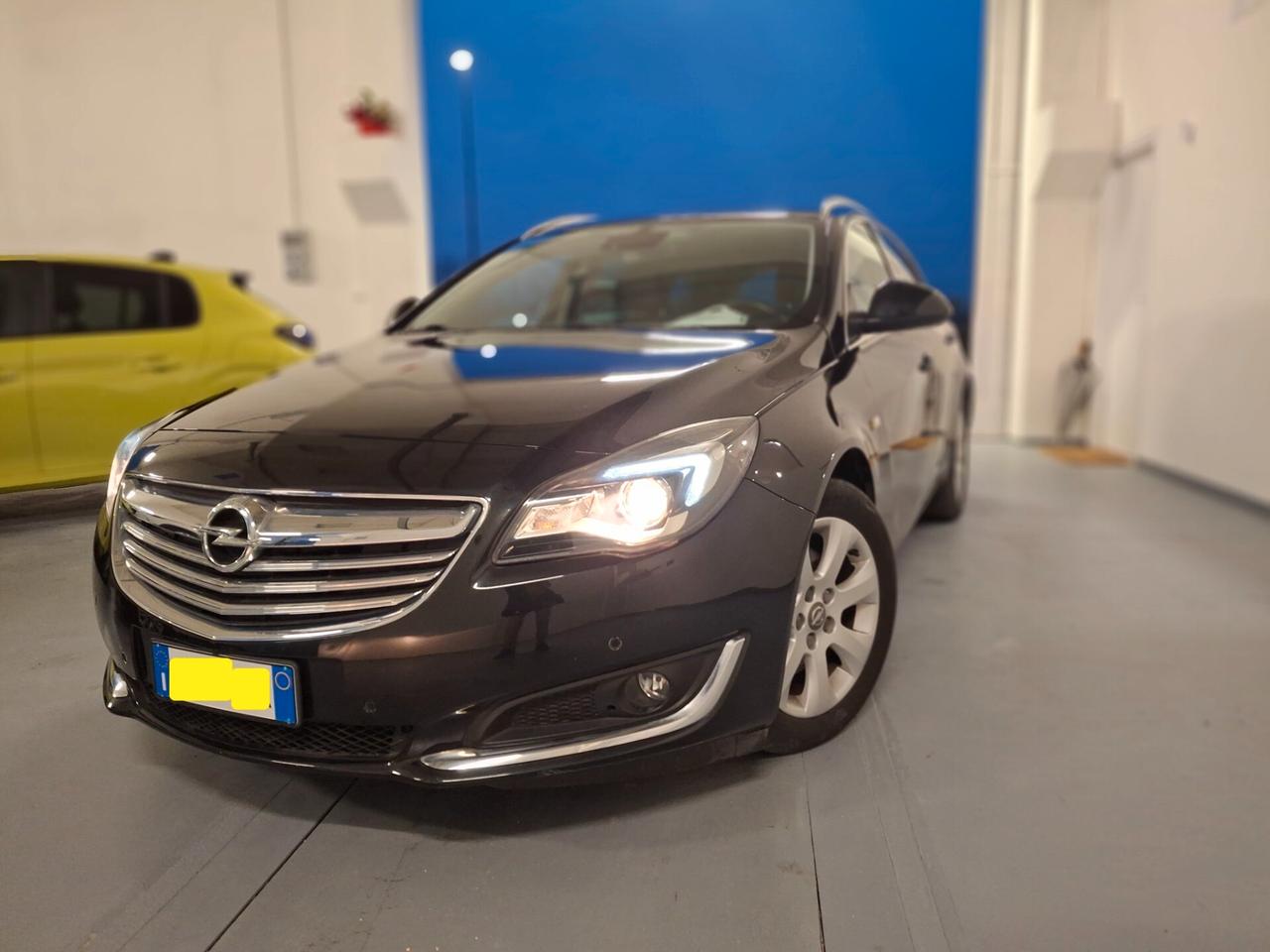 Opel Insignia 2.0 CDTI Sports Tourer Cosmo