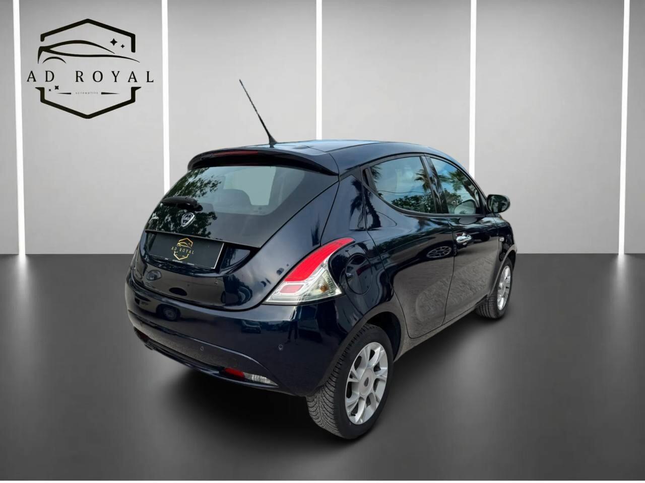 Lancia Ypsilon 1.2 69 CV 5 porte S&S Gold 2019