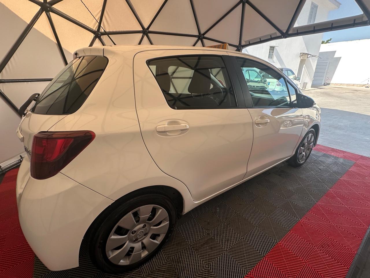 Toyota Yaris 1.4 D-4D 5 porte Lounge
