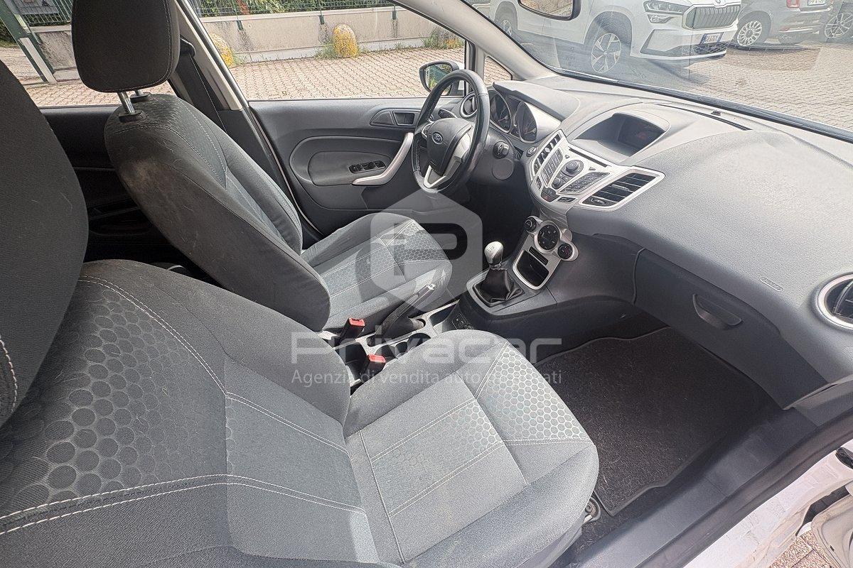 FORD Fiesta 1.4 TDCi 70CV 5 porte Titanium
