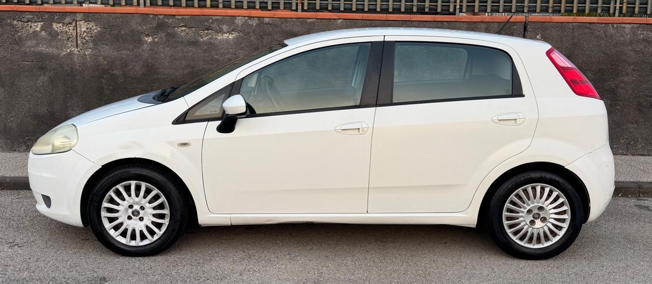 Fiat Grande Punto 1.3 multijet GANCIO TRAINO