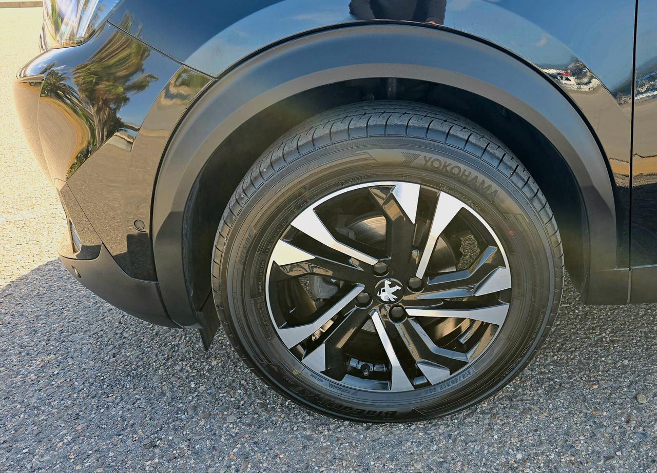 Peugeot 2008 PureTech 130 S&S GT