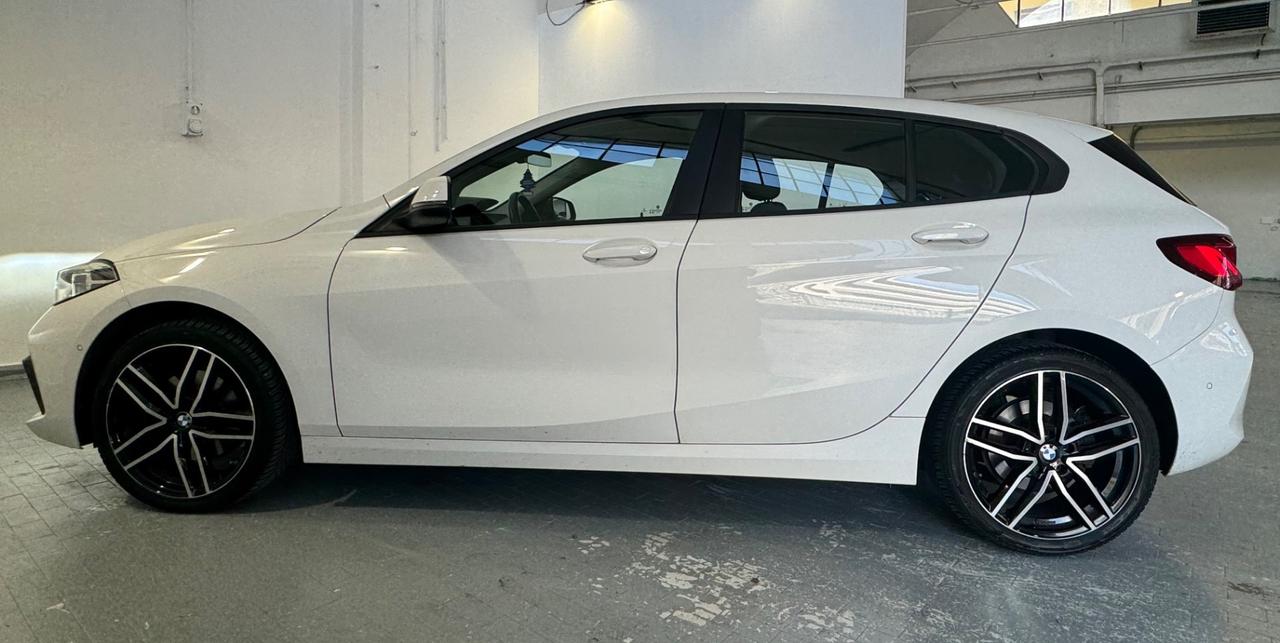 Bmw 118 118d 5p. Advantage