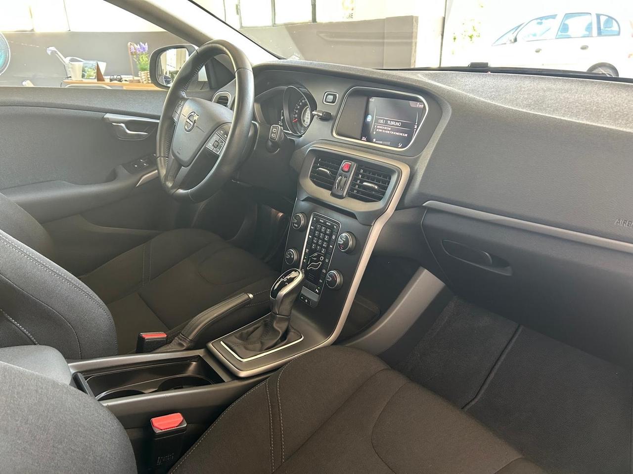 Volvo V40 D2 Geartronic Business