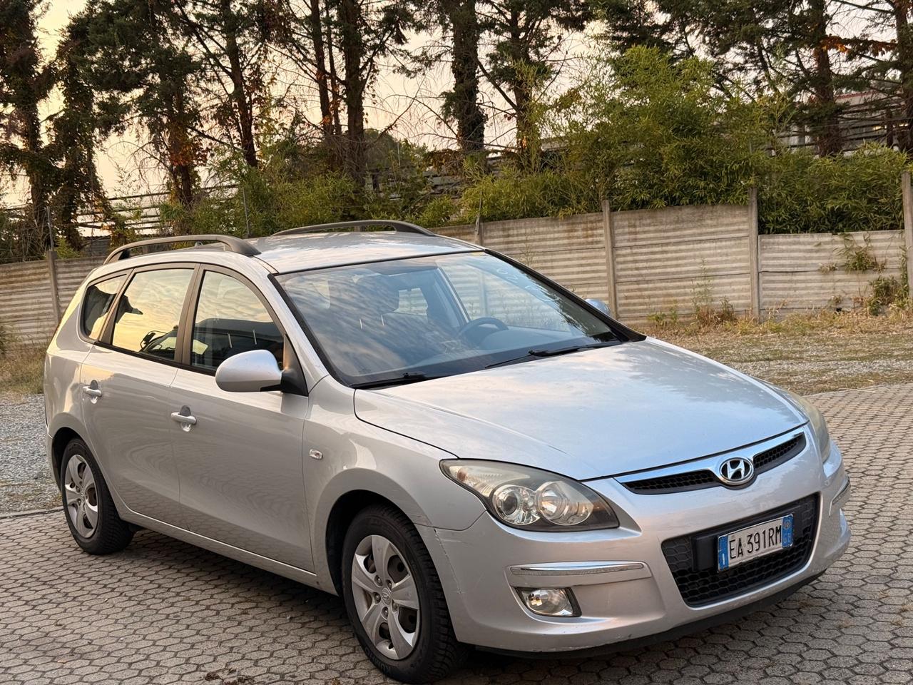 Hyundai i30 CW 1.6 CRDi VGT 16V 90CV