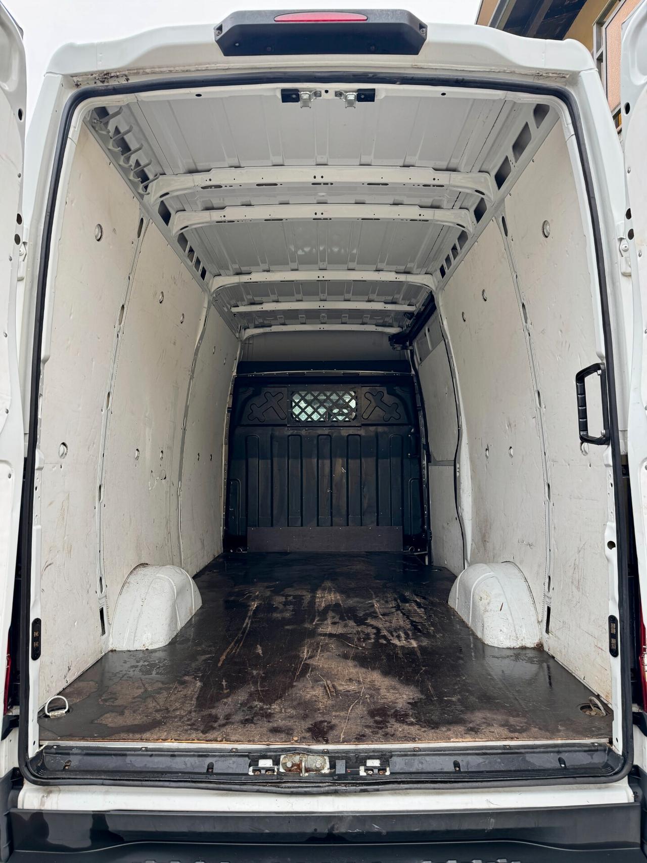 Iveco Daily 35S16A8V 2.3 HPT PM-TM Furgone Hi-Matic