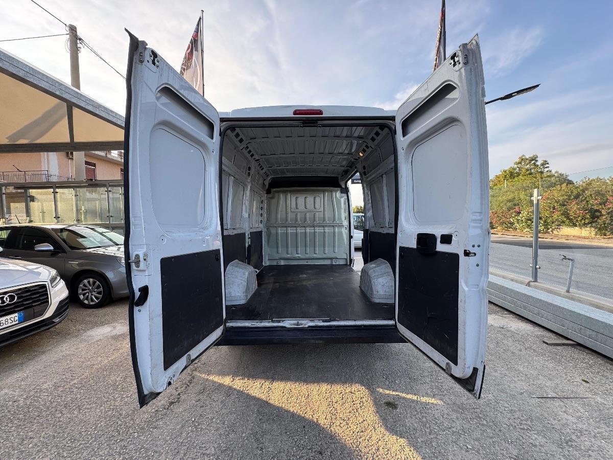 PEUGEOT Boxer - 335 2.2 BHDi 140CV