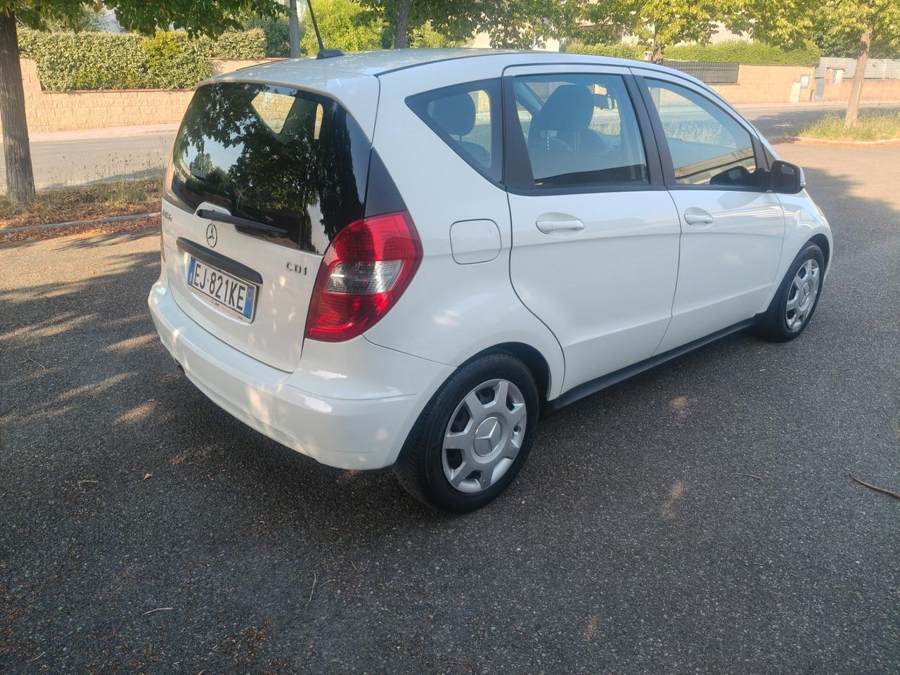 Mercedes-benz A 160 CDI 2011 NEOPATENTATI