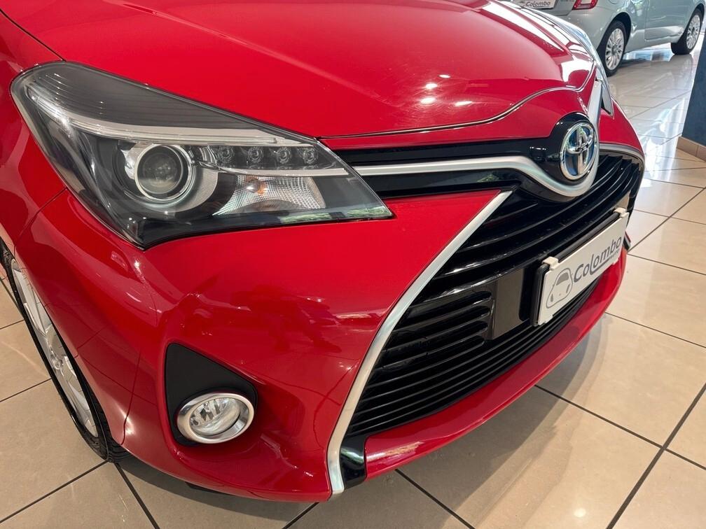 Toyota Yaris 5p 1.5h Style Hybrid aut Pano Navi Cam 16" Neopat