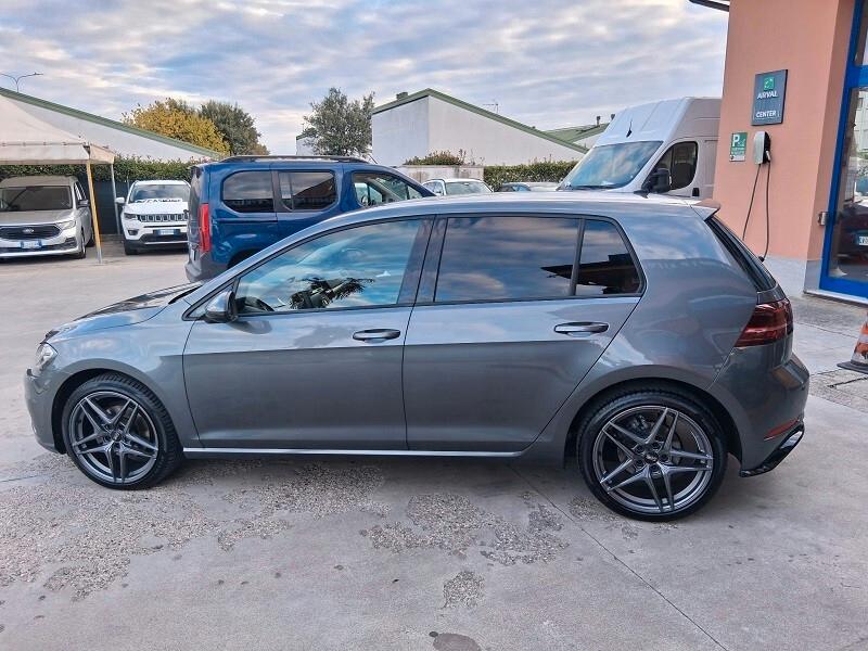 Volkswagen Golf 1.6 TDI 115CV DSG 5p. Business BlueMotion Technology