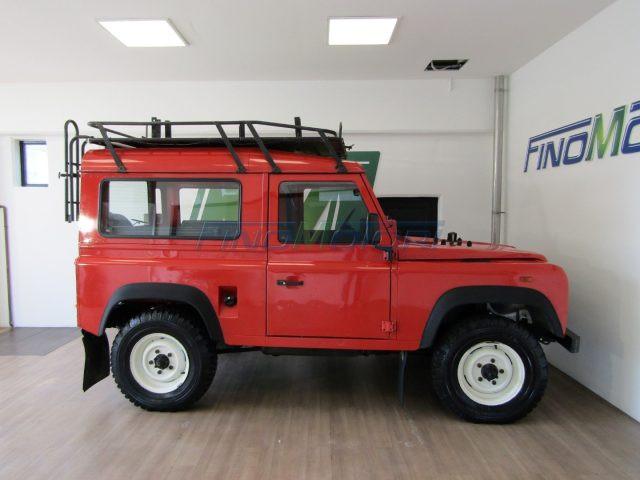 LAND ROVER Defender 90 2.5 84 CV 3 porte 6 POSTI