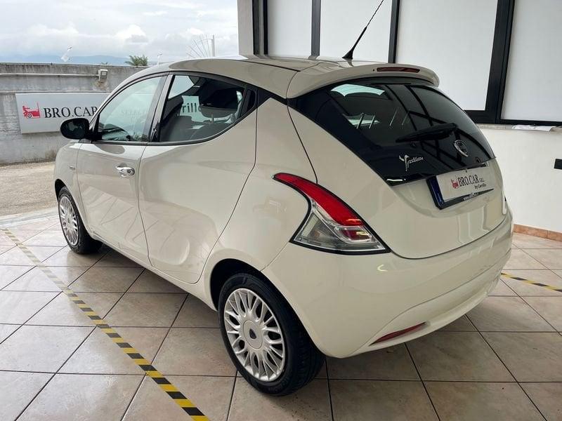Lancia Ypsilon Ypsilon 1.2 Silver ecochic Gpl 69cv