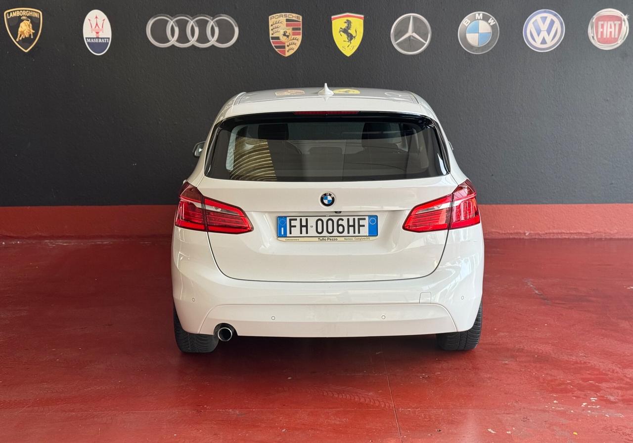 Bmw 2er Active Tourer 216d Luxury