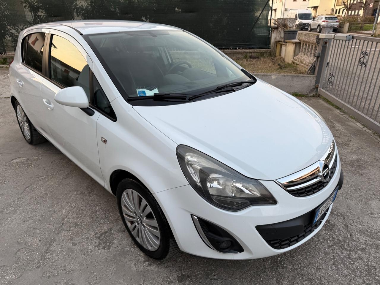 Opel Corsa 1.3 CDTI NEOPATENTATI 2014 UNICO PROP