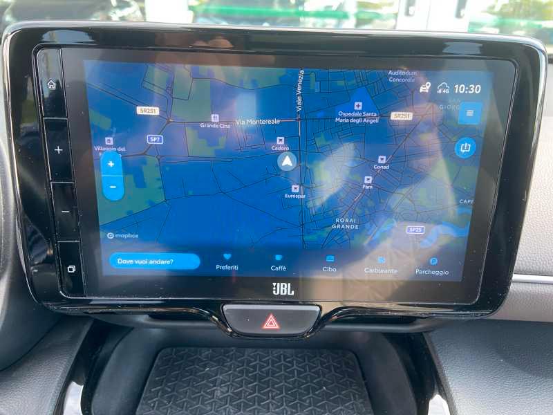 TOYOTA Yaris Cross 1.5h Lounge fwd 116cv e-cvt