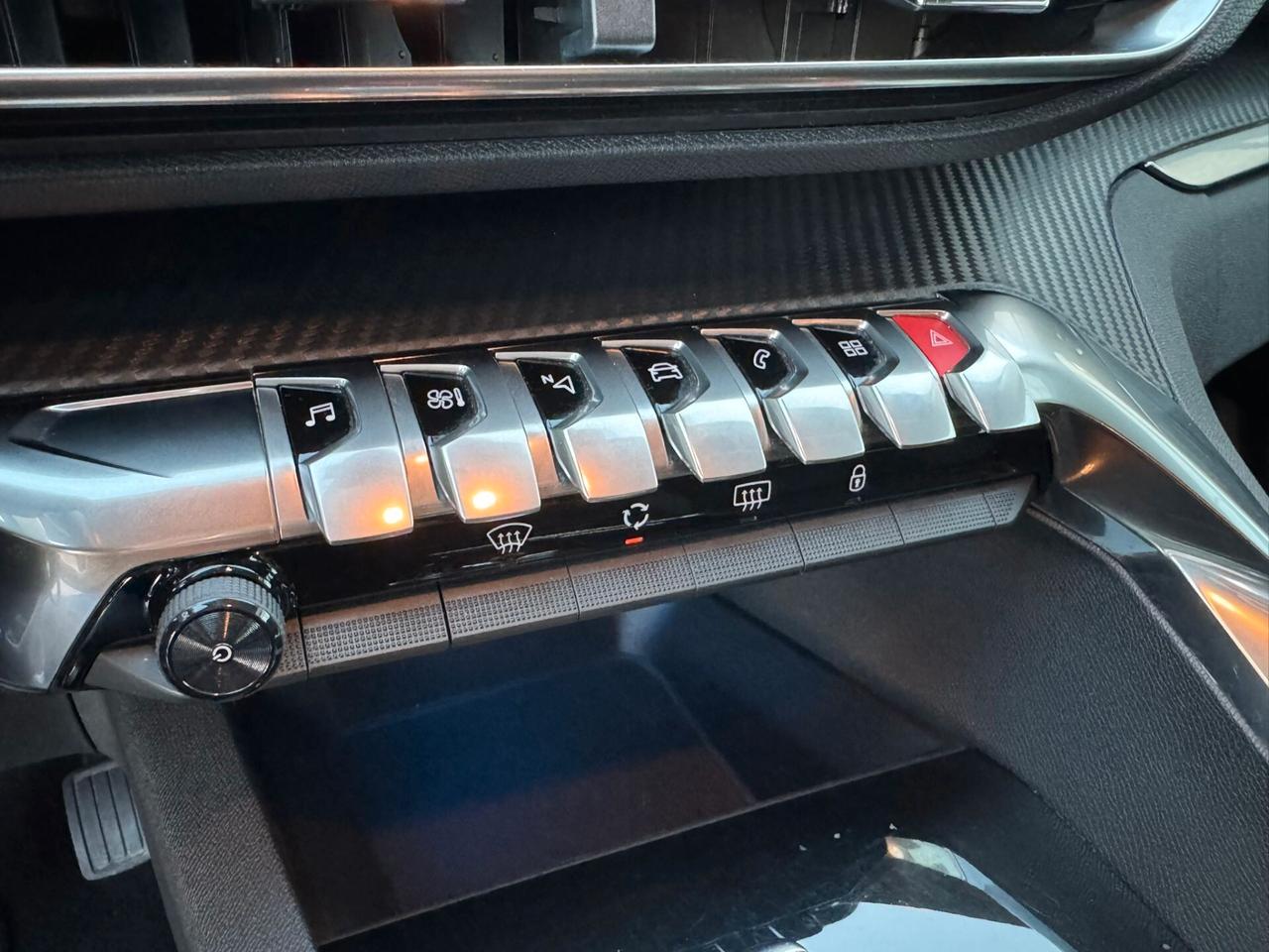 PEUGEOT 3008 BlueHDi 130cv 2019!!! AUTOMATICO!!!