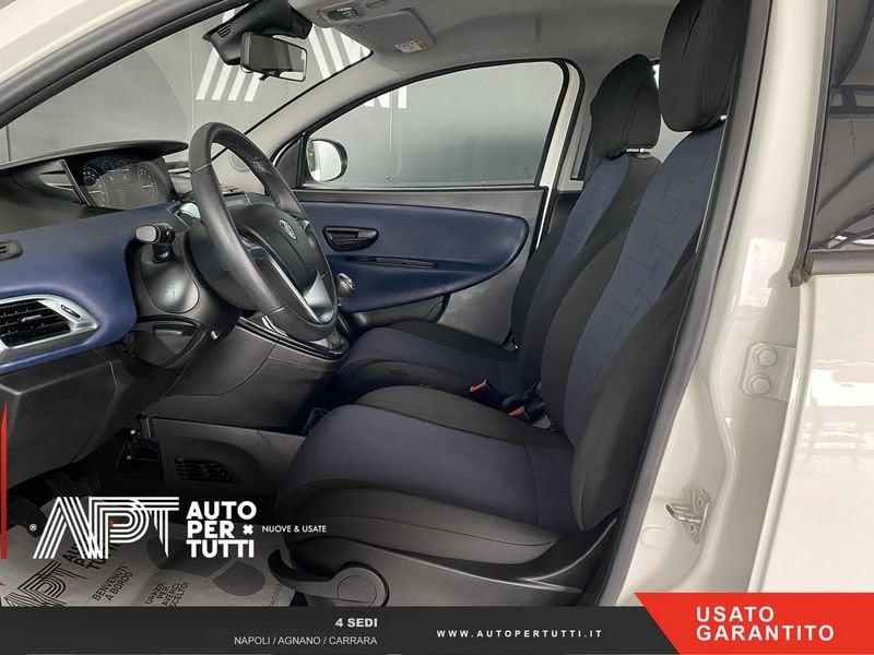 Lancia Ypsilon Ypsilon 1.0 firefly hybrid Platino s&s 70cv