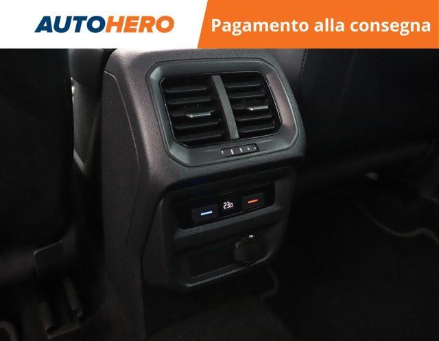VOLKSWAGEN Tiguan 2.0 TDI 200 CV SCR DSG 4MOTION R-Line