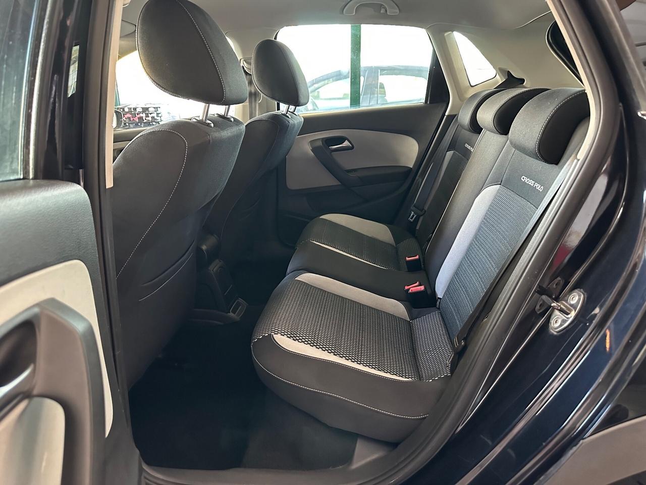 Volkswagen Polo Cross 1.6 TDI 90CV