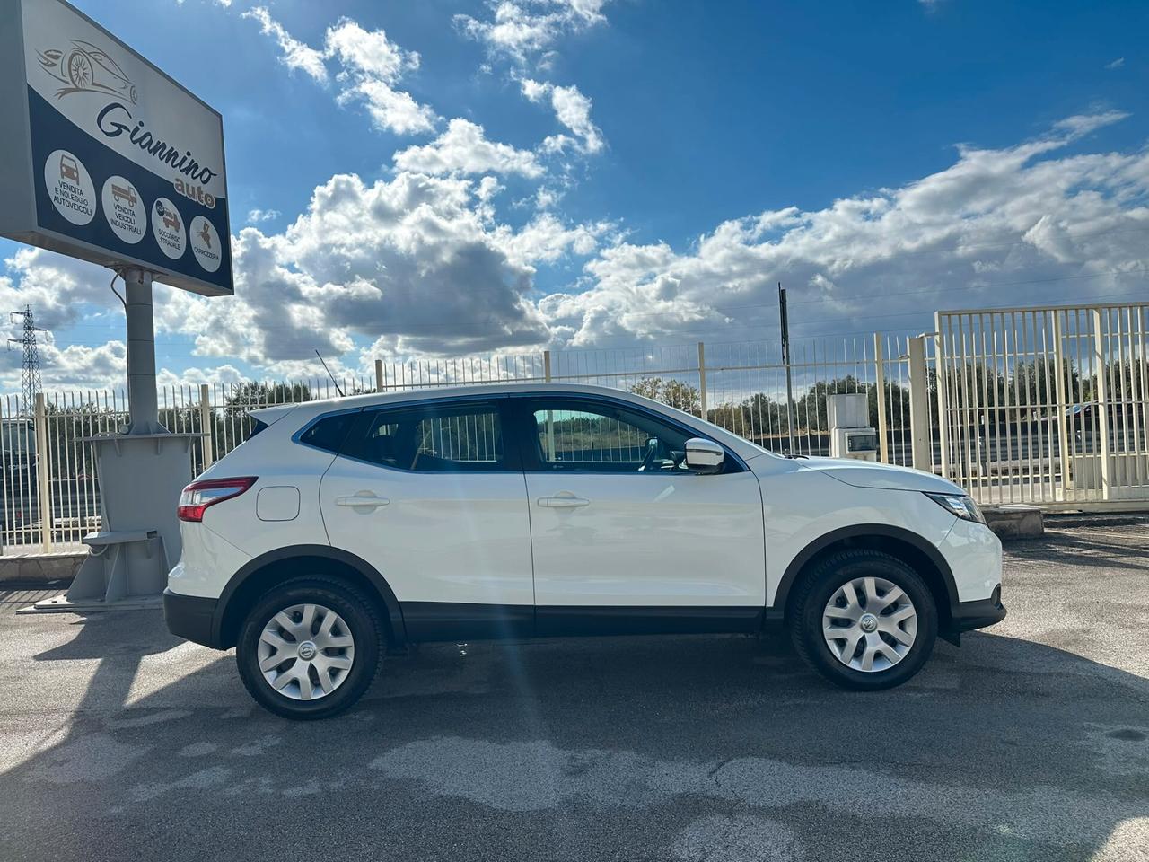 NISSAN QASHQAI 1.6 dCi 4WD Business