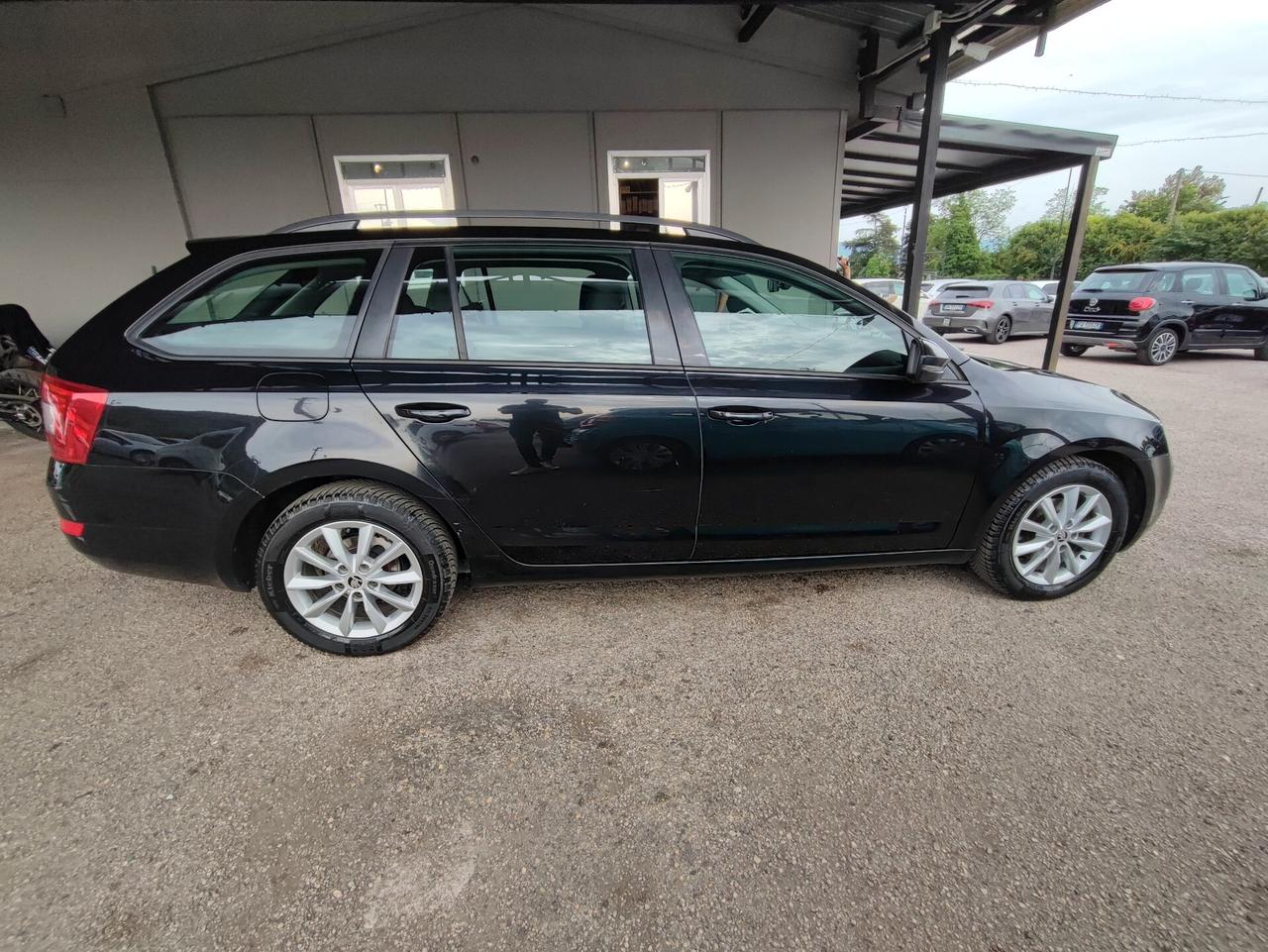 Skoda Octavia 1.6 TDI CR 110 CV Executive Plus