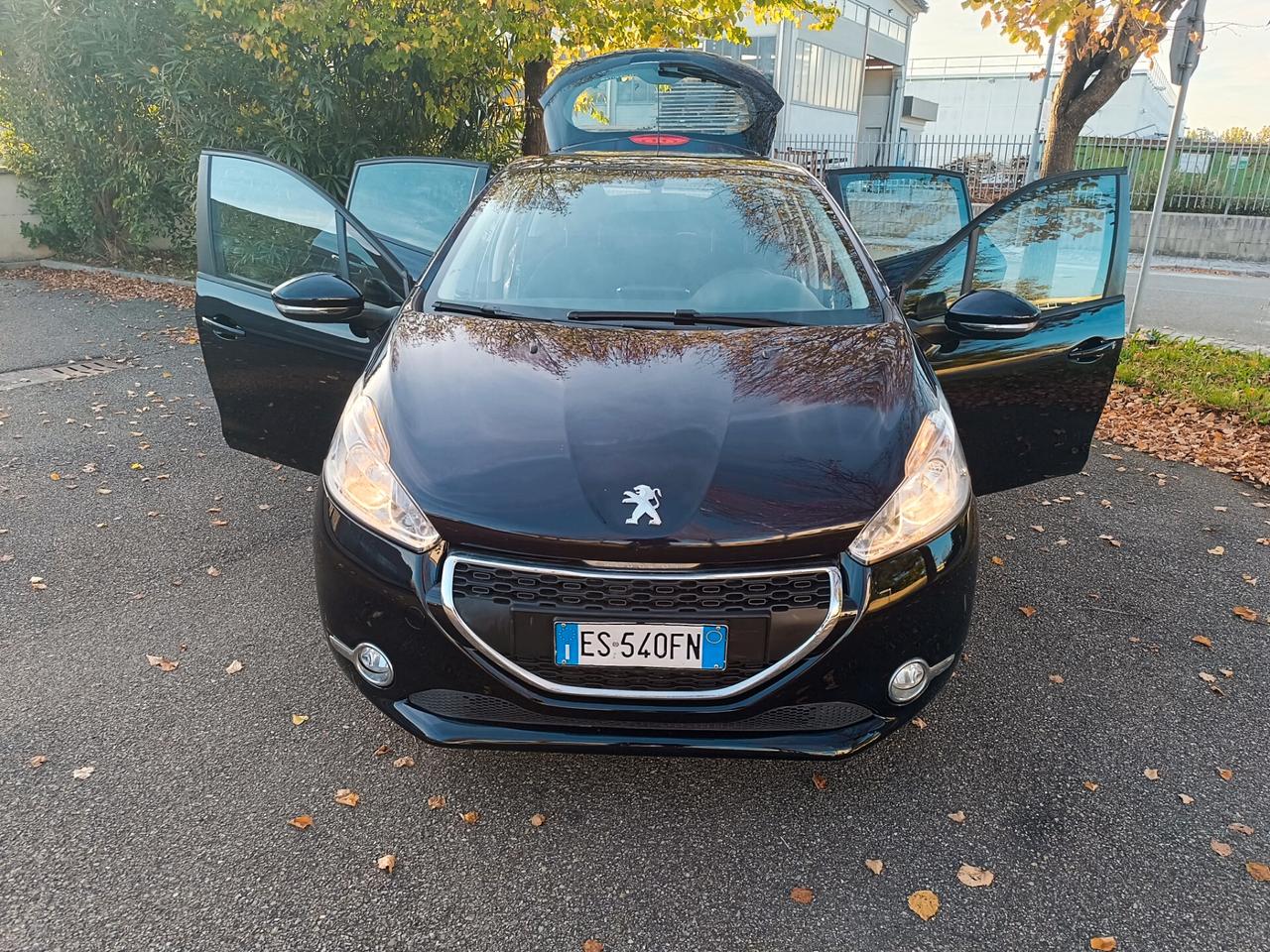 Peugeot 208 1.4 HDI 5 porte 2013 SOLO 129.000 KM
