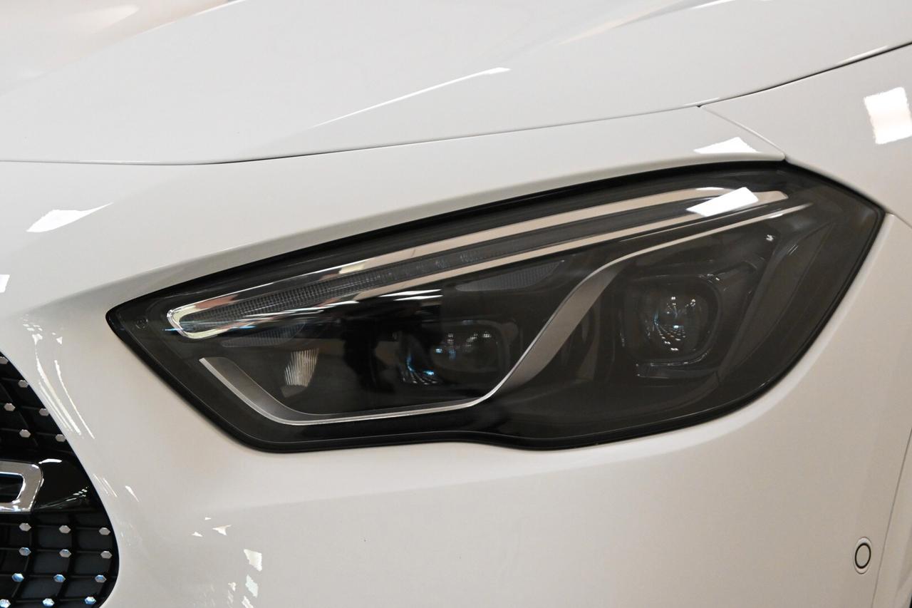 MERCEDES GLA (H247) GLA 180 d Automati...