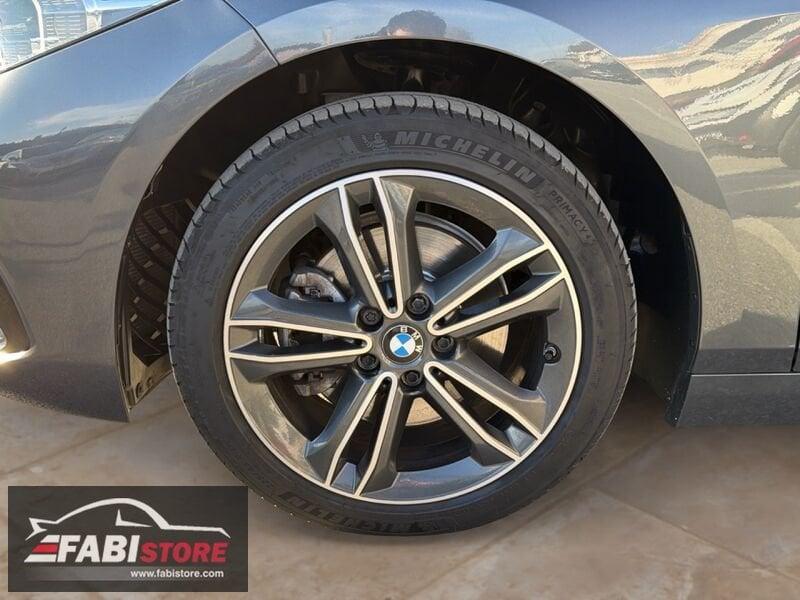 BMW Serie 1 118i Business Advantage Automatic - LED, Navi, Cruise, CarPlay ecc