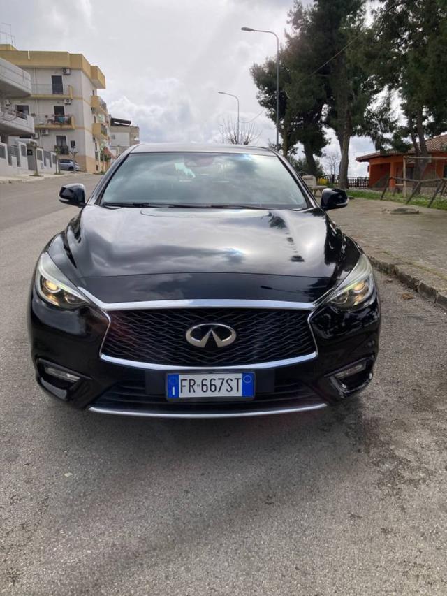 INFINITI Q30 1.5 diesel Business