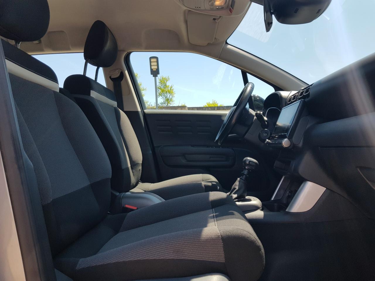 Citroen C3 Aircross BlueHDi 100 Feel Navy Led Sensori