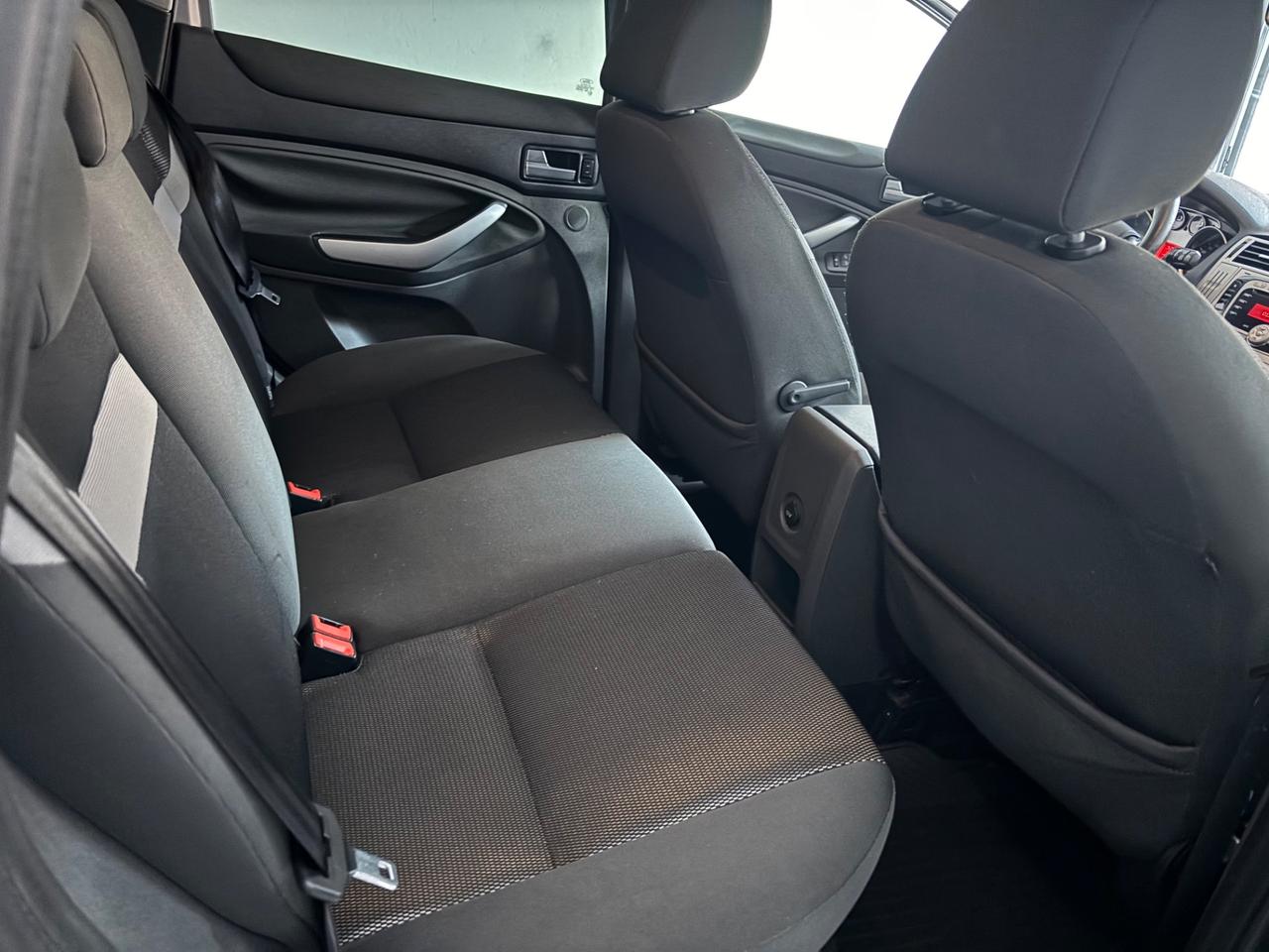 Ford Kuga 2.0 TDCI 163 CV 4WD Titanium