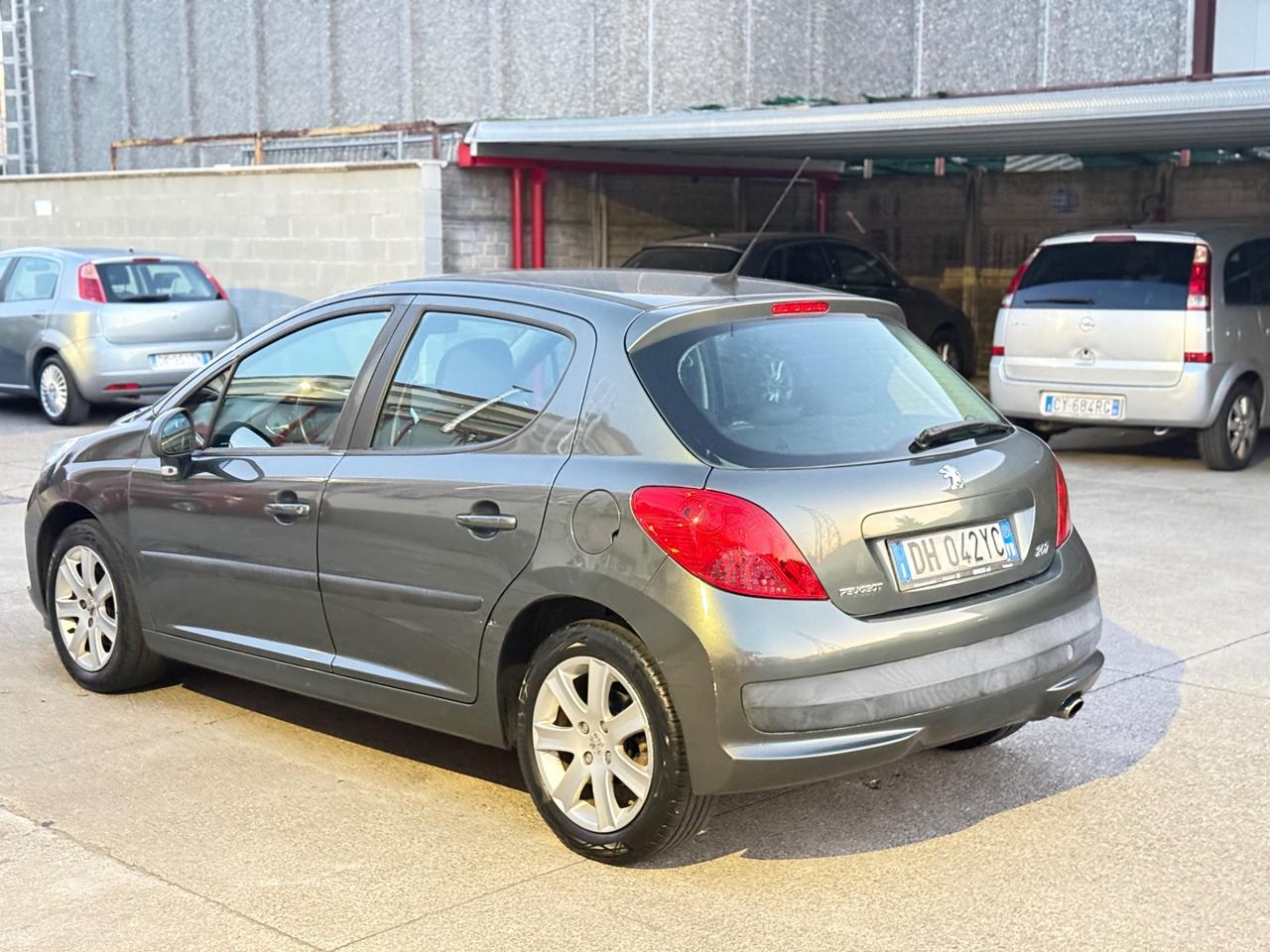 Peugeot 207 1.6 VTi 120CV 5p. XS