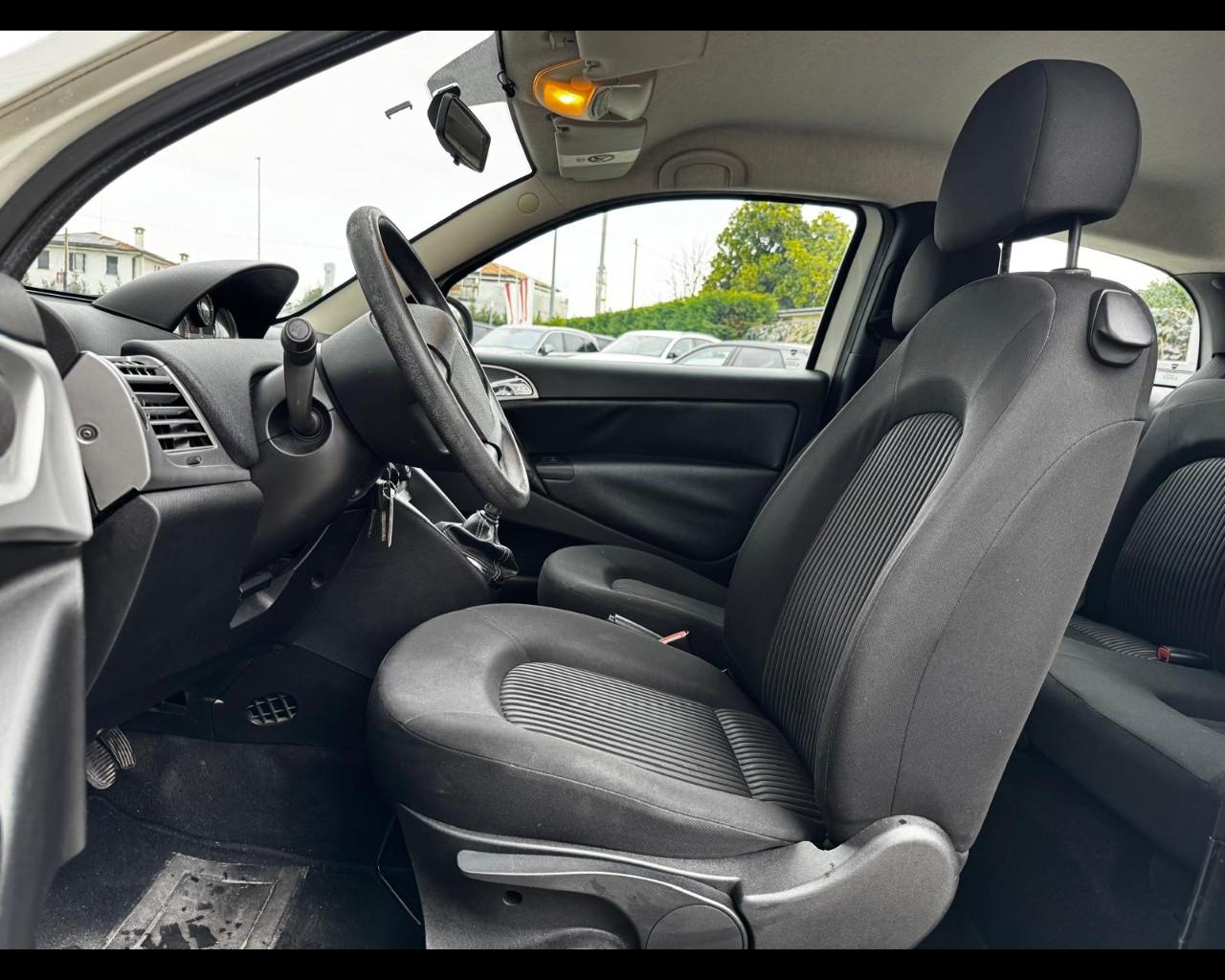 LANCIA YPSILON 1.2 8v ARGENTO