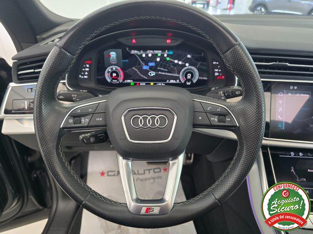 AUDI Q8 50 TDI 286 CV quattro tiptronic Sport + Tetto