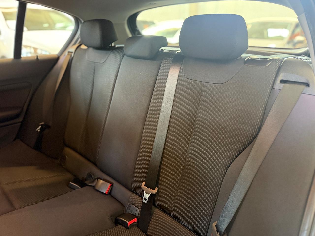 Bmw 116 116d 5p. Sport AUTOMATICO NEOPATENTATI