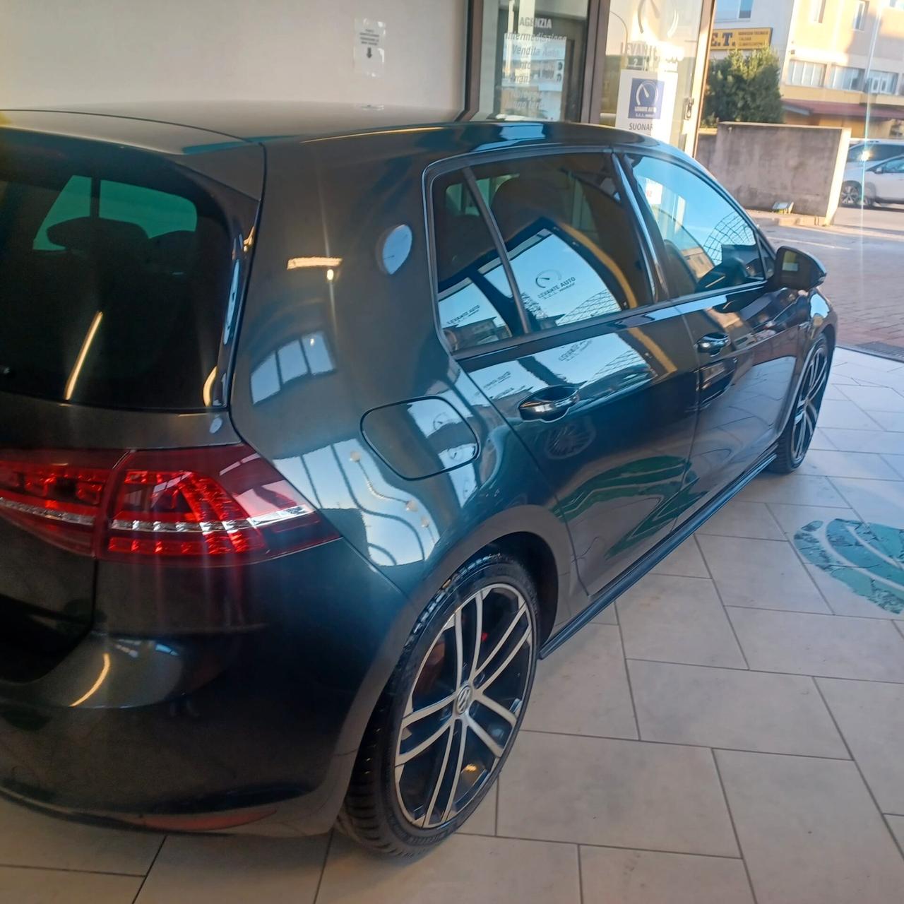 GOLF 7 GTD 2.0 TDI AUTOM OTTIMO STATO