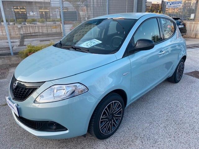 Lancia Ypsilon 1.0 FireFly 5 porte S&S Hybrid Silver Plus 2024 Iva Deducbile
