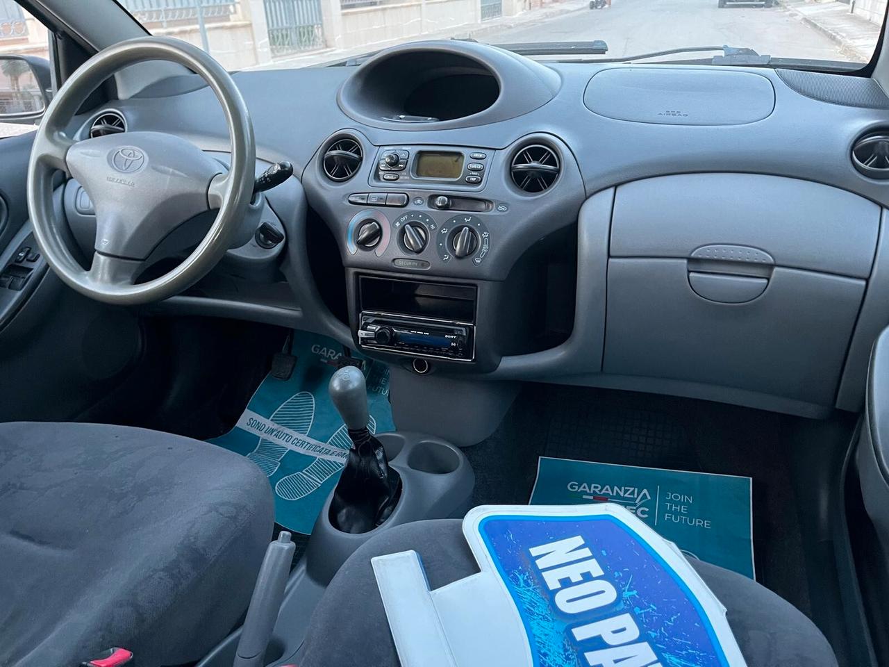 Toyota Yaris 1.0 benzina 5 porte Clima+Idroguida