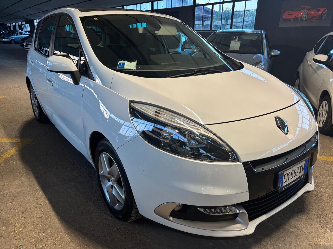 Renault Scenic XMod 1.5 dCi 110CV S&S Bose