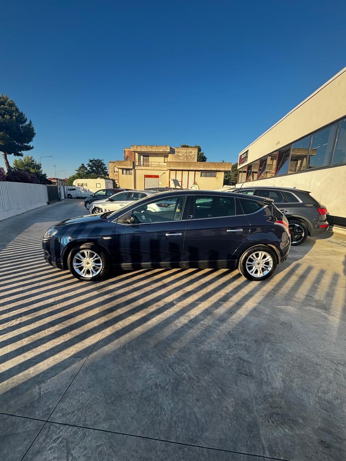 Lancia Delta 1.4 T-Jet 120 CV Argento