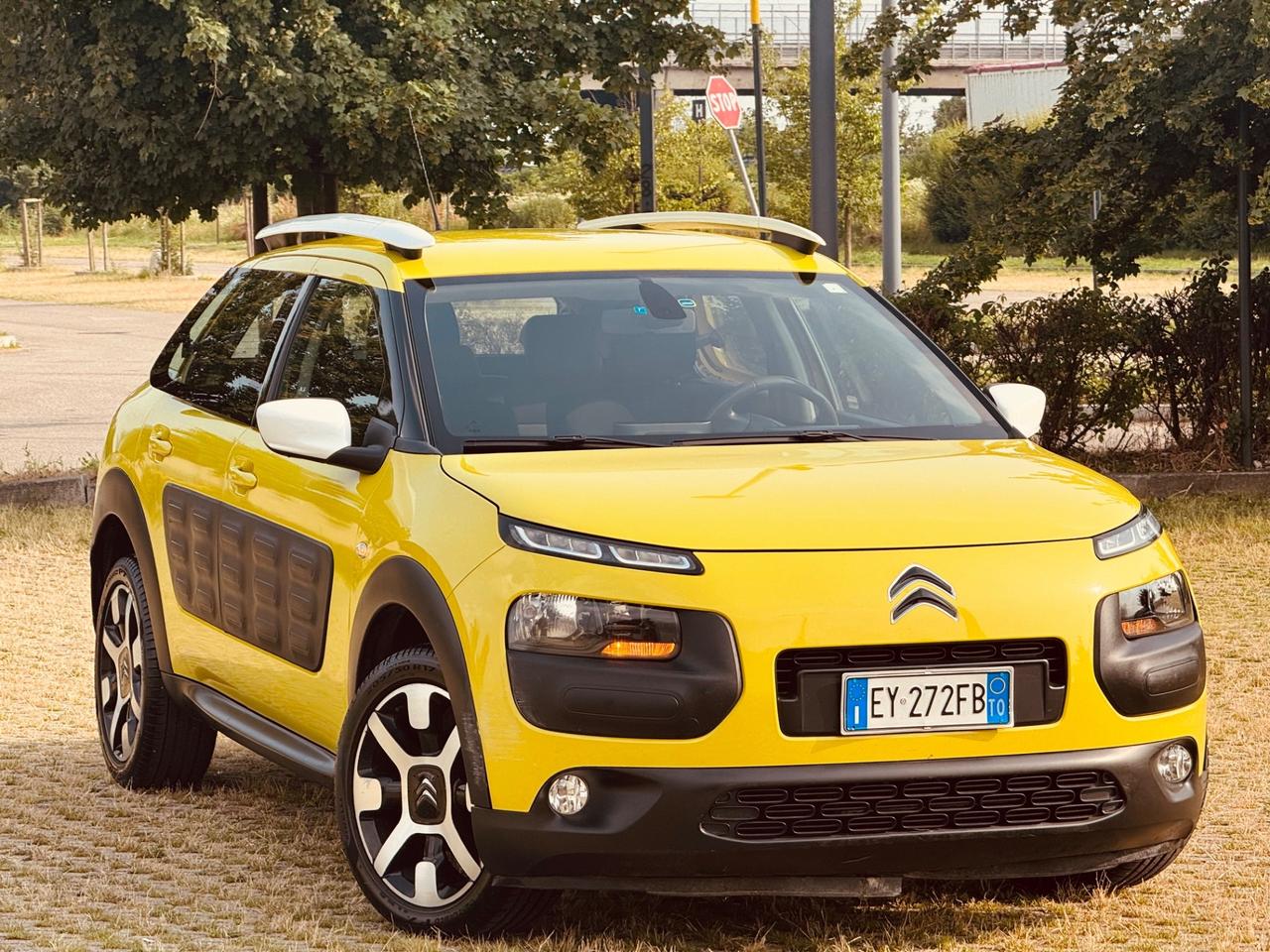Citroen C4 Cactus PureTech 82 S&S ETG Shine