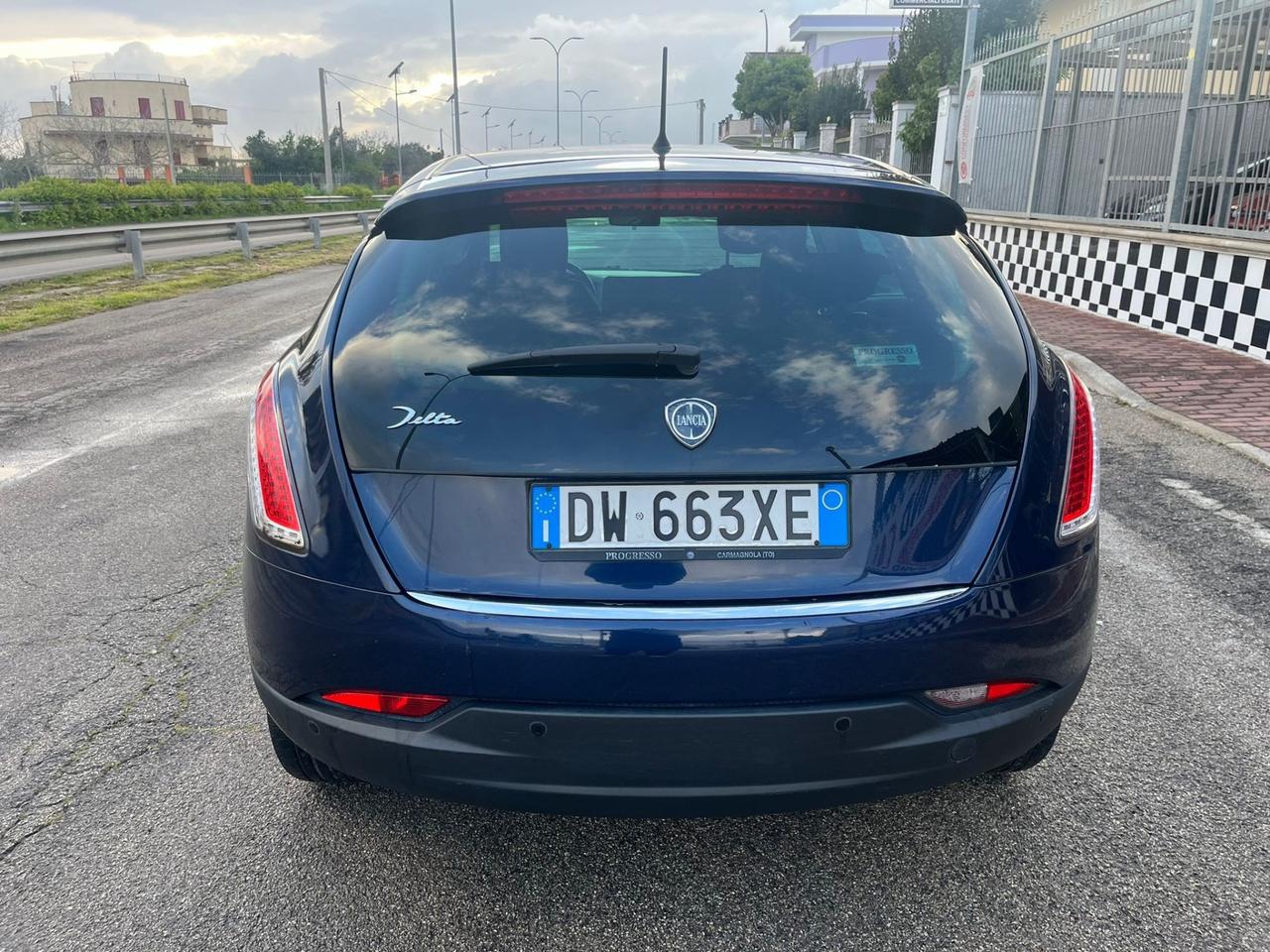 Lancia Delta 1.6 MJT Platino Unipro 2009