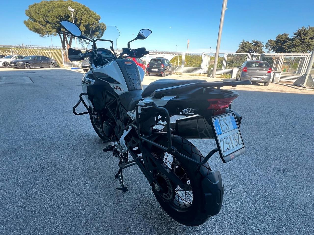 Benelli Trk 502X